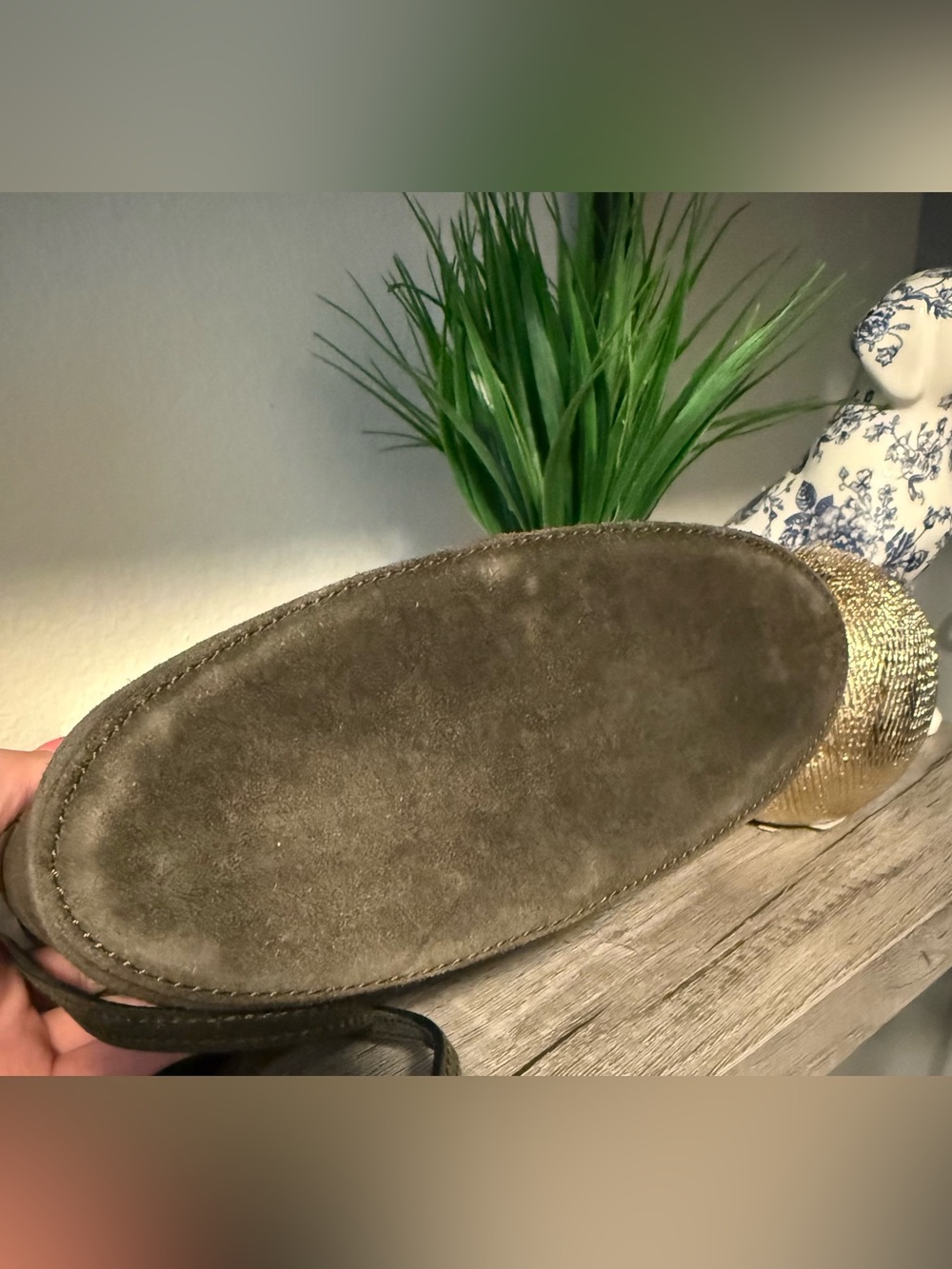 Tod’s Two-Way Olive Green Suede Small Tote - Picture 2 of 6